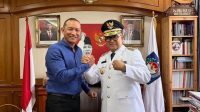 Anggota DPRD Kaltim Agiel Suwarno saat bertemu dengan PJ Gubernur Kaltim Akmal Malik (dok. Agiel Suwarno)
