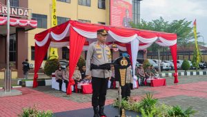 Wakapolresta Samarinda Pimpin Apel Gelar Pasukan Ops Mantap Praja 2024