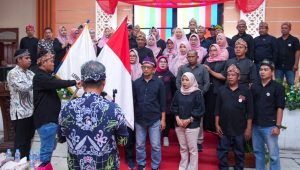 Wali Kota Bontang Hadiri Pelantikan LPM Loktuan, Tekankan Peningkatan Skil bagi Generasi Muda