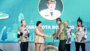 Raih Penghargaan Green Leadership Nirwasita Tantra 2024, Basri Rase Semakin Mantap Galakkan Pembangunan Ramah Lingkungan
