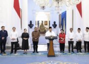 Presiden Prabowo Subianto bersama para pemimpin partai